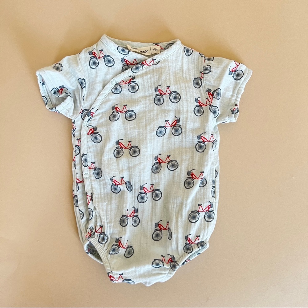 Fun & Vince Bicycle Onesie • New without tags 0-3 months